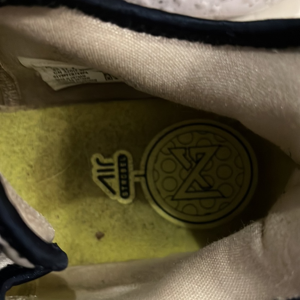 MENS NIKE PAUL GEORGE SNEAKER - Picture 6 of 6